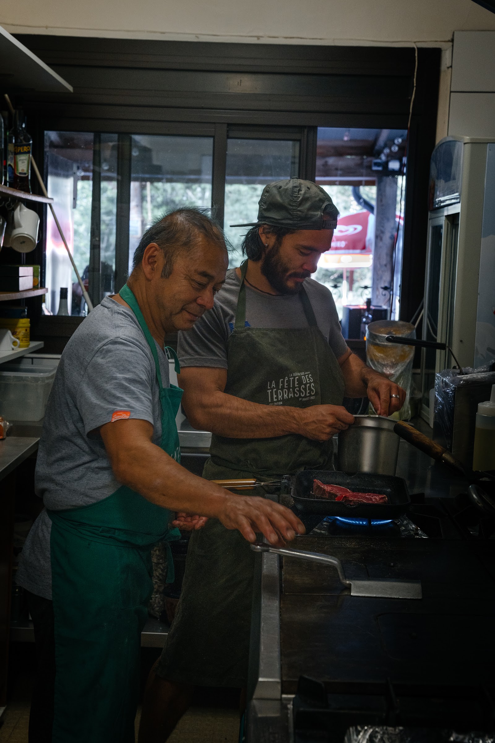 En cuisine au Pré d'Émeraude : les plats préparés minute